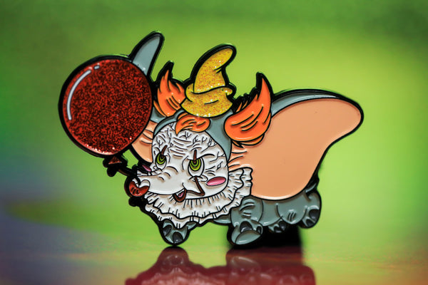 Dumbowise glitter pin